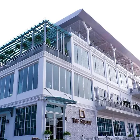 The Square 101 Hotel